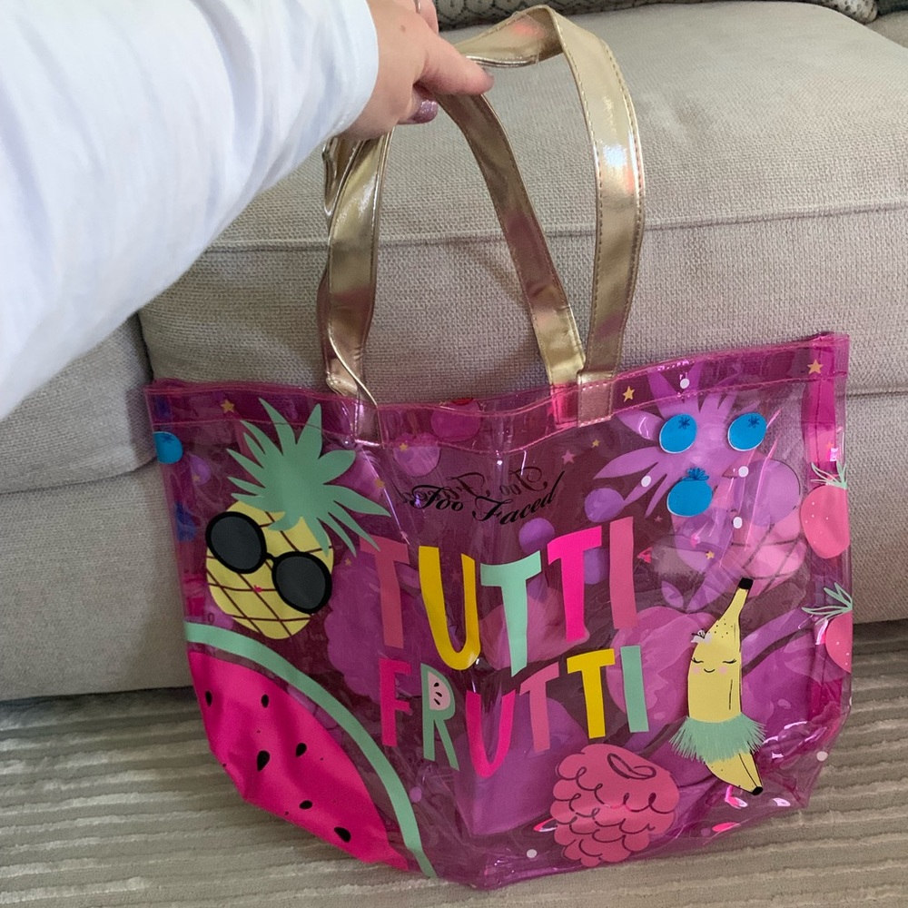 Too Faced jelly bag